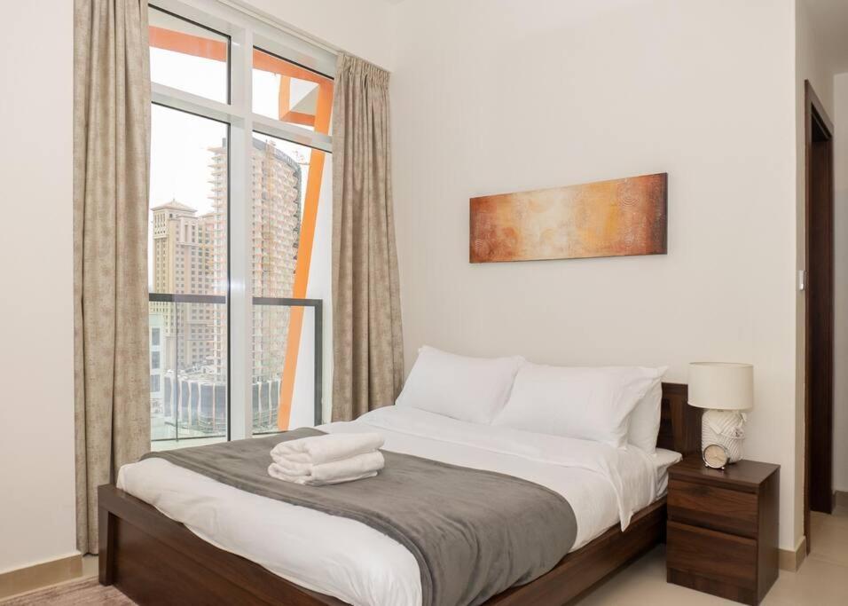 Stonetree - Furnished 2br In Binghatti Gateway Dubai