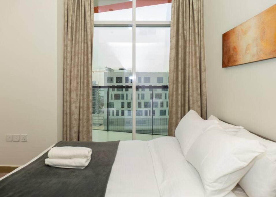 Stonetree - Furnished 2br In Binghatti Gateway Apartment *